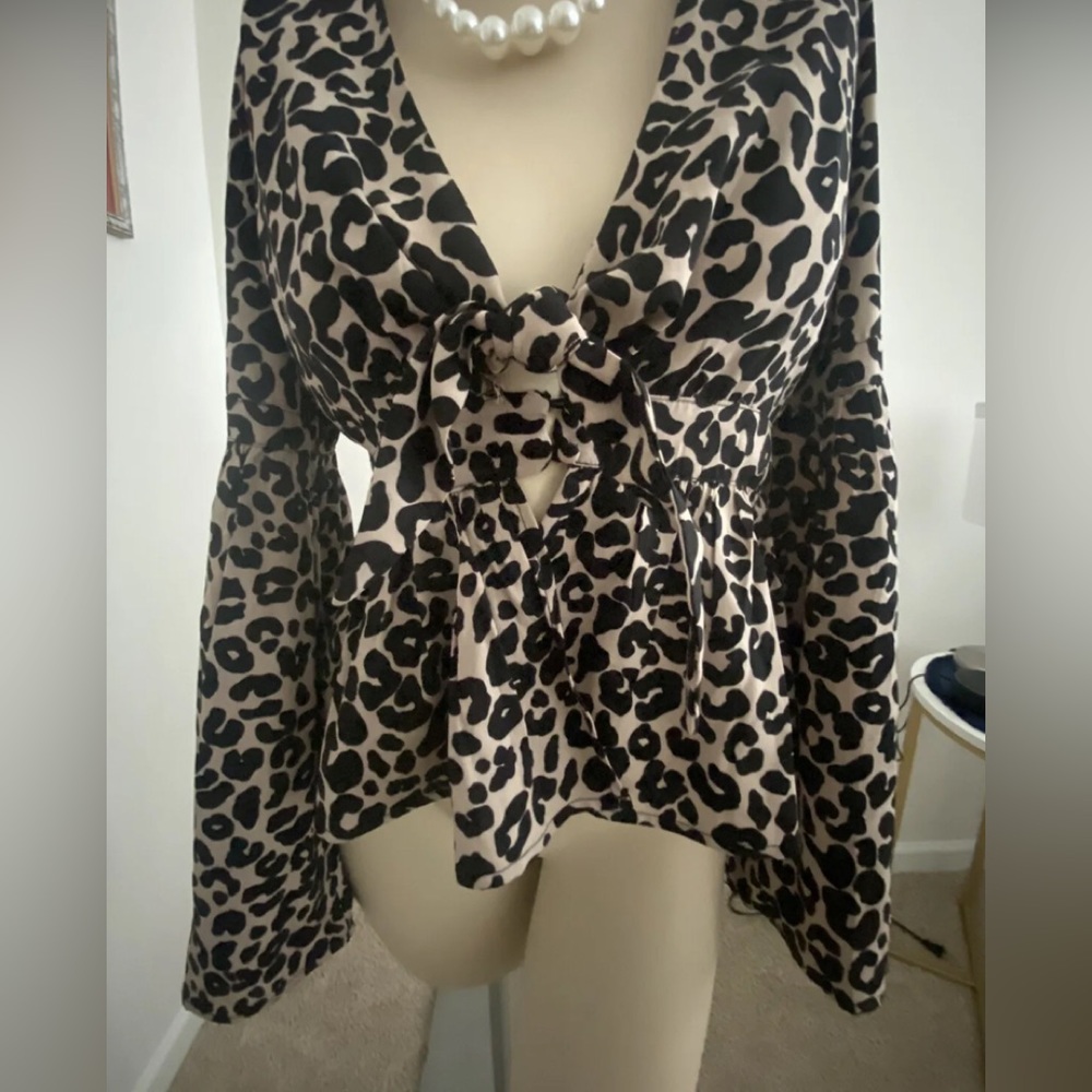 Buddy Love Long Sleeve Leopard size XS (4)